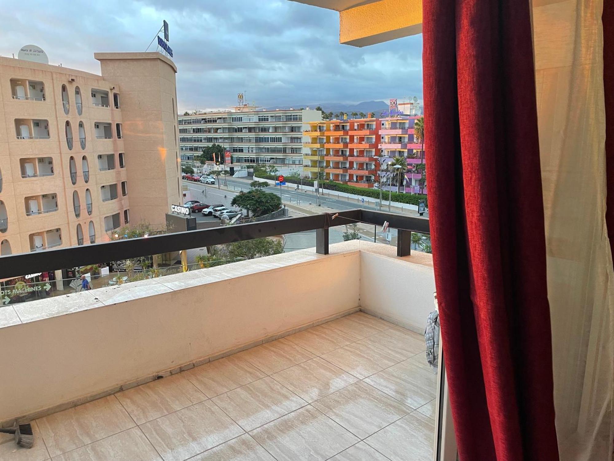 Apartment 4Th Floor Yumbo Centrum 플라야 델 잉글스 외부 사진
